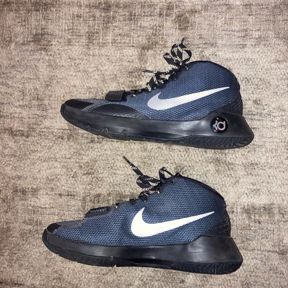 UGC MENS NIKE KD TREY 5 III VELCRO & LACED BLACK ANTHRACITE GYM SHOE - Picture 4 of 10